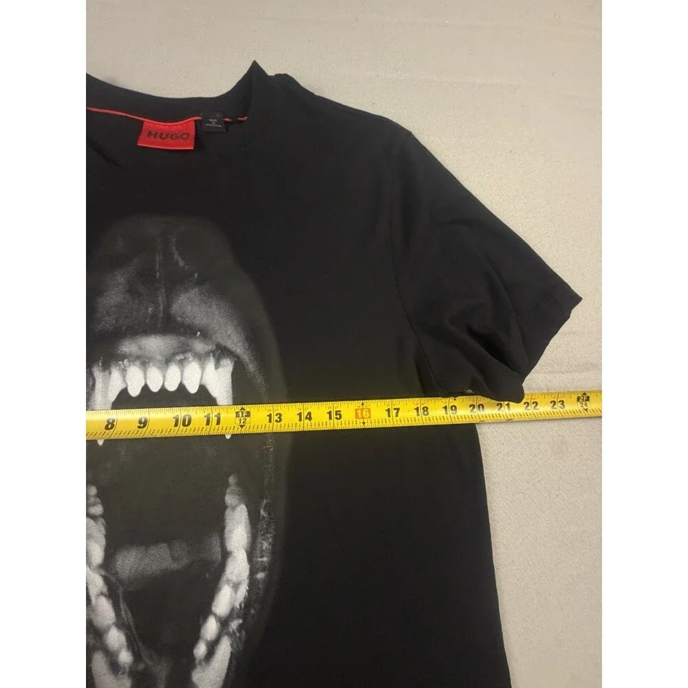 HUGO Men's Black Graphic Logo Print Crew Neck Short Sleeve T-Shirt Regular M